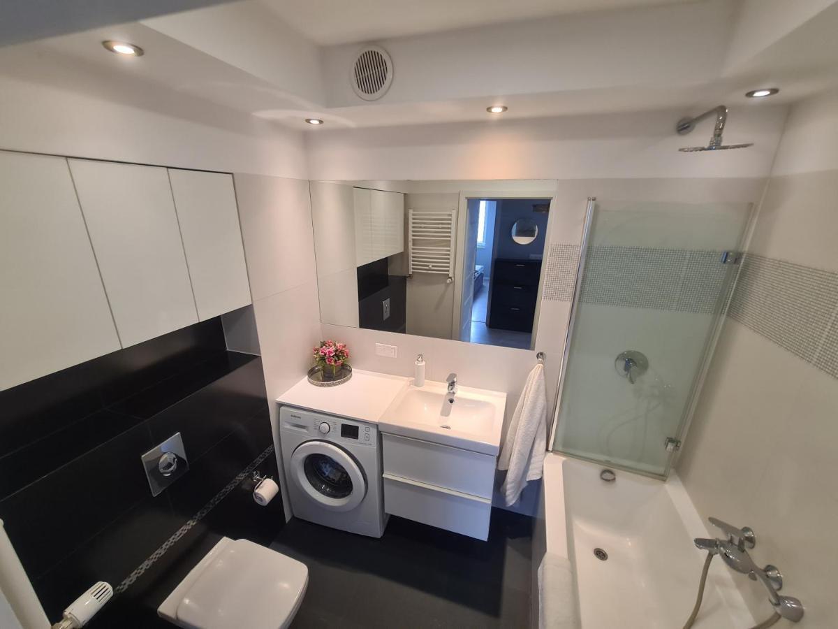 Apartament Rodzinny Z Ogrodkiem Gdansk Exterior photo