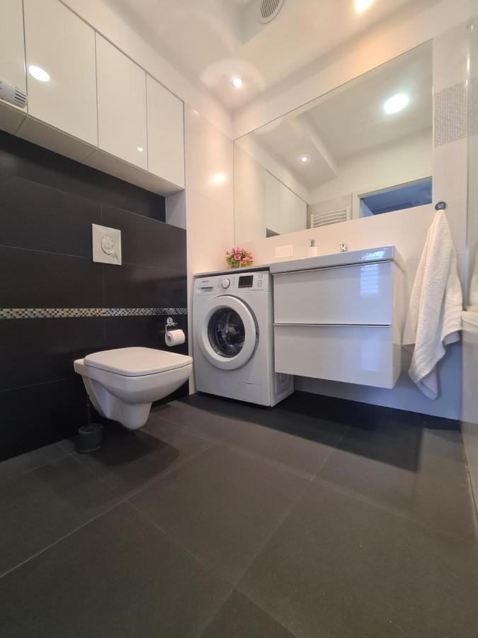 Apartament Rodzinny Z Ogrodkiem Gdansk Exterior photo